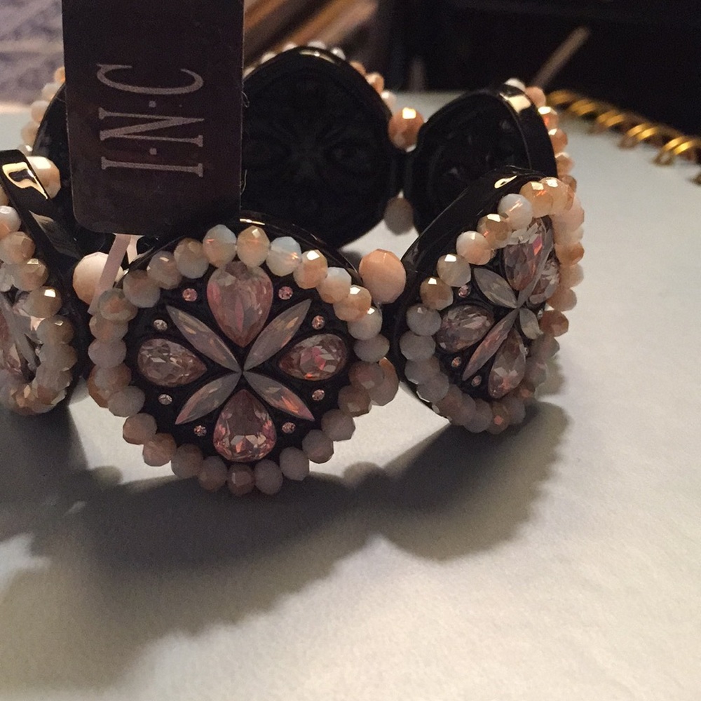 Bracelet - Picture 3 of 5